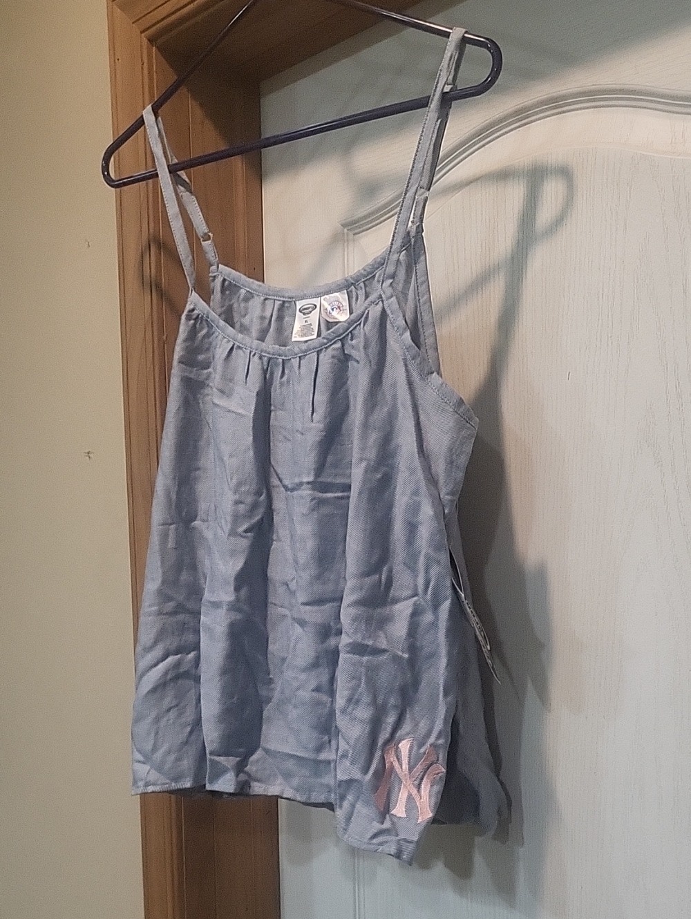 NY Yankees Light Blue Spaghetti Strap Tank Top XL